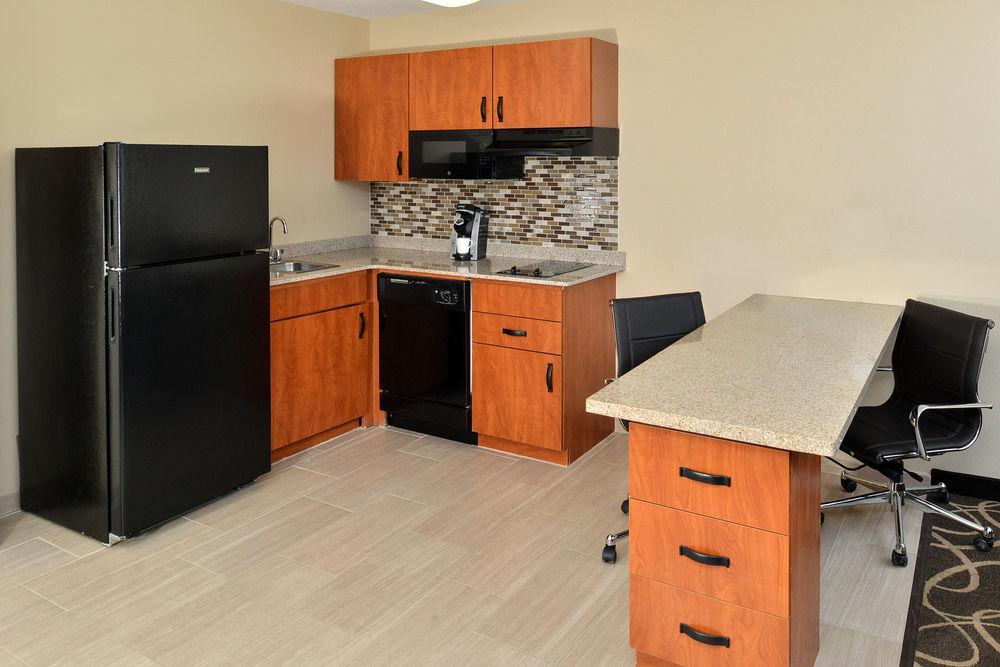 Mainstay Suites Fargo - I-94 Medical Center Buitenkant foto