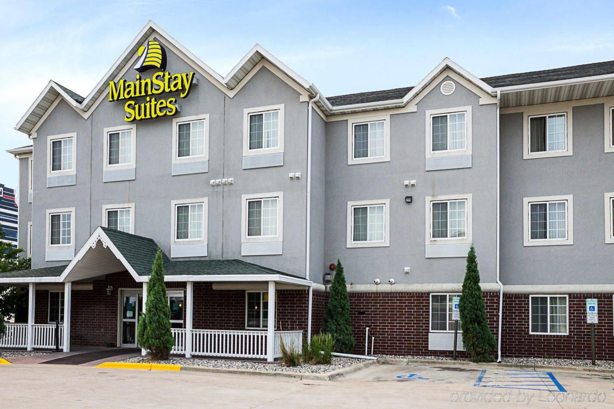 Mainstay Suites Fargo - I-94 Medical Center Buitenkant foto