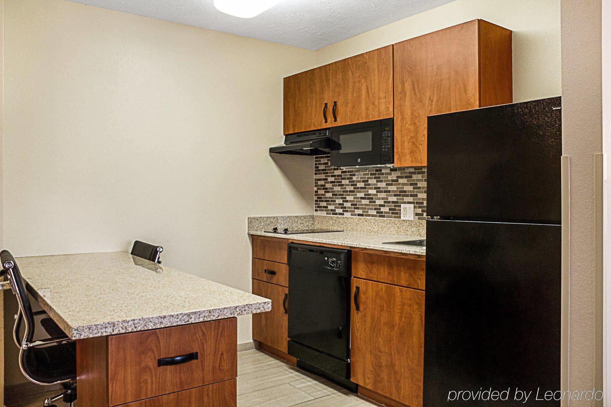 Mainstay Suites Fargo - I-94 Medical Center Buitenkant foto