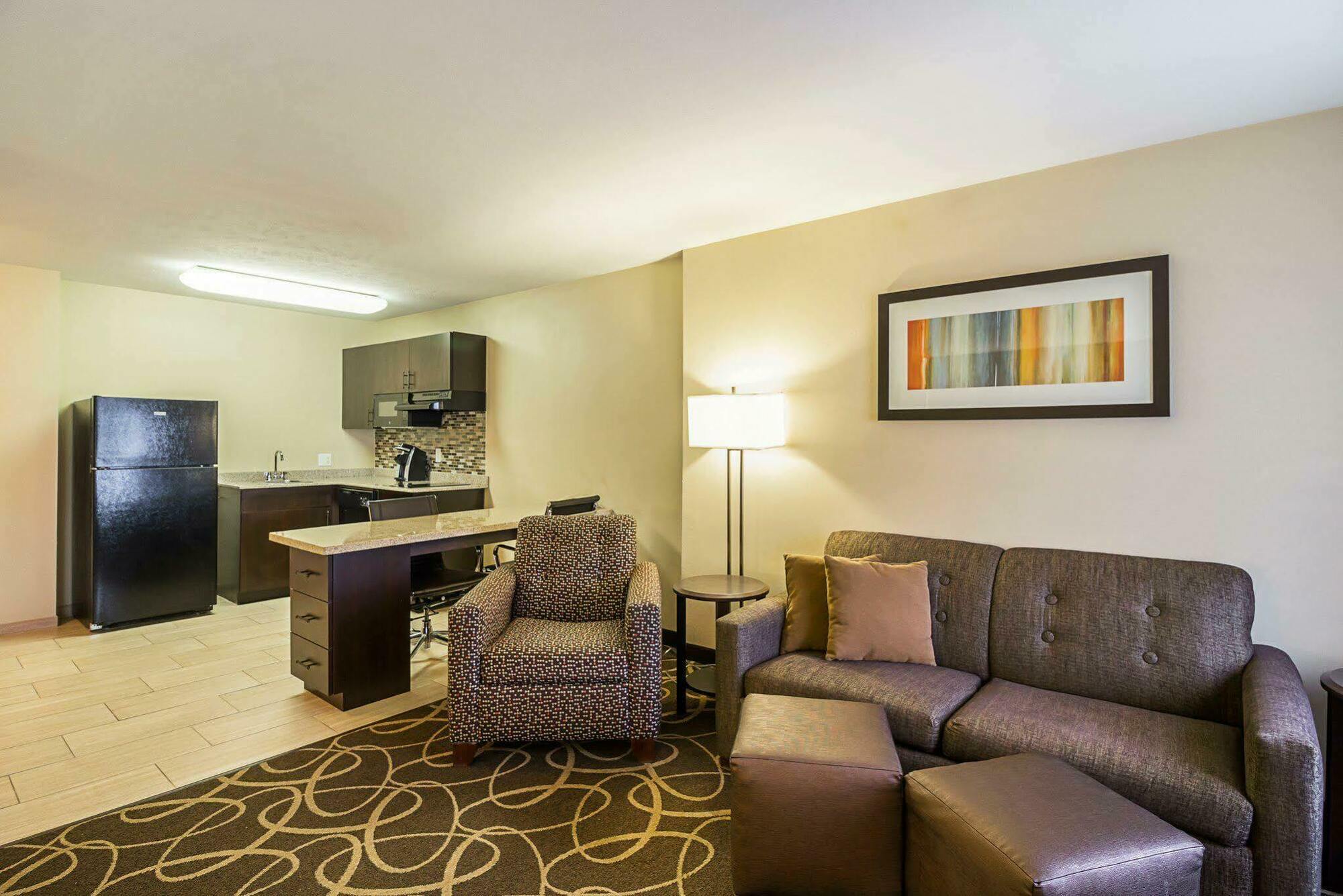 Mainstay Suites Fargo - I-94 Medical Center Buitenkant foto